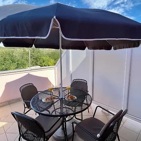 Apartment Brigita Lopar